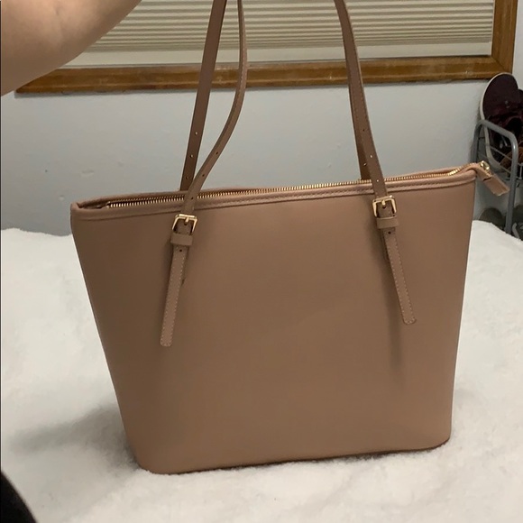 Tote purse - Picture 1 of 4